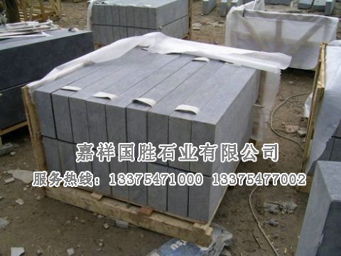 點(diǎn)擊查看詳細(xì)信息<br>標(biāo)題：路沿石 閱讀次數(shù)：2533