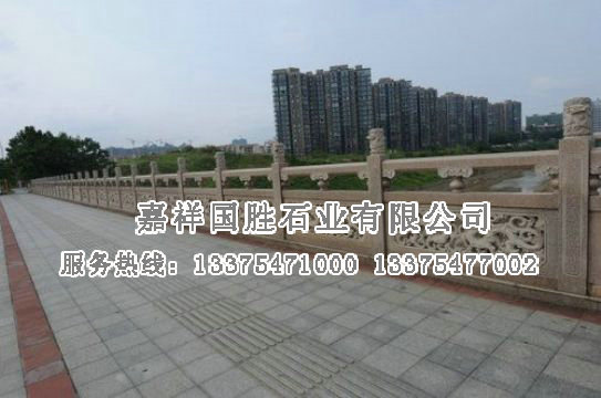 點(diǎn)擊查看詳細(xì)信息<br>標(biāo)題：護(hù)城河欄桿 閱讀次數(shù)：5776